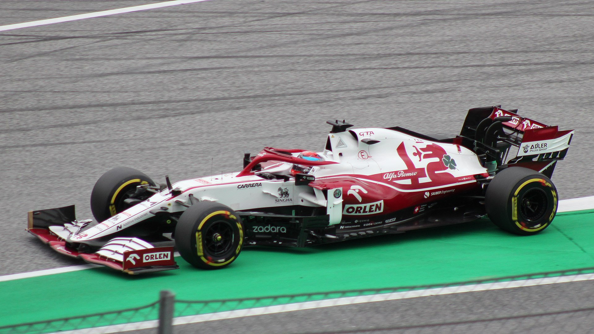 Bolid Alfa Romeo Orlen