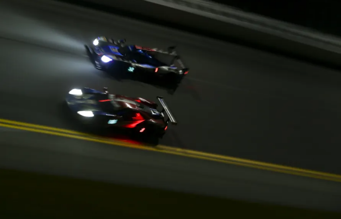 24 hours of Daytona at night