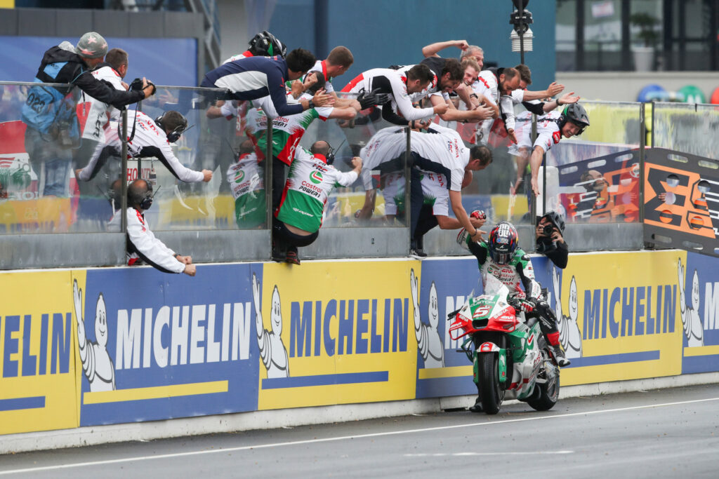 Johann Zarco po zwycięstwie w Grand Prix Francji