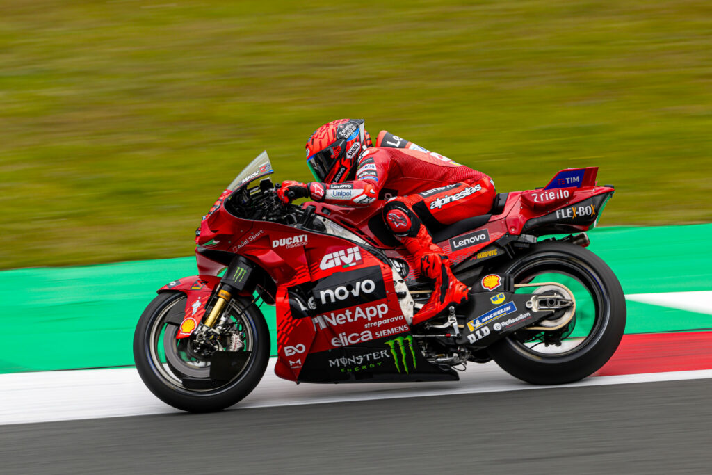 Marc Márquez podczas sprintu przed TT Assen 2025