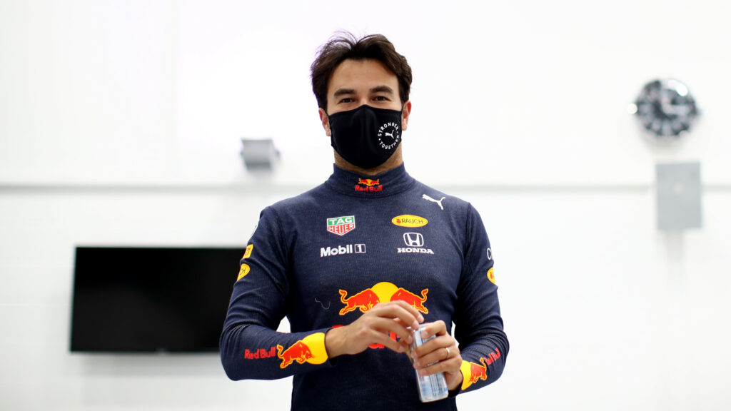 Sergio Perez w fabryce Red Bulla. 