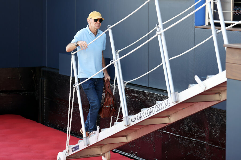 Adrian Newey w trakcie Grand Prix Monako 2024. 
