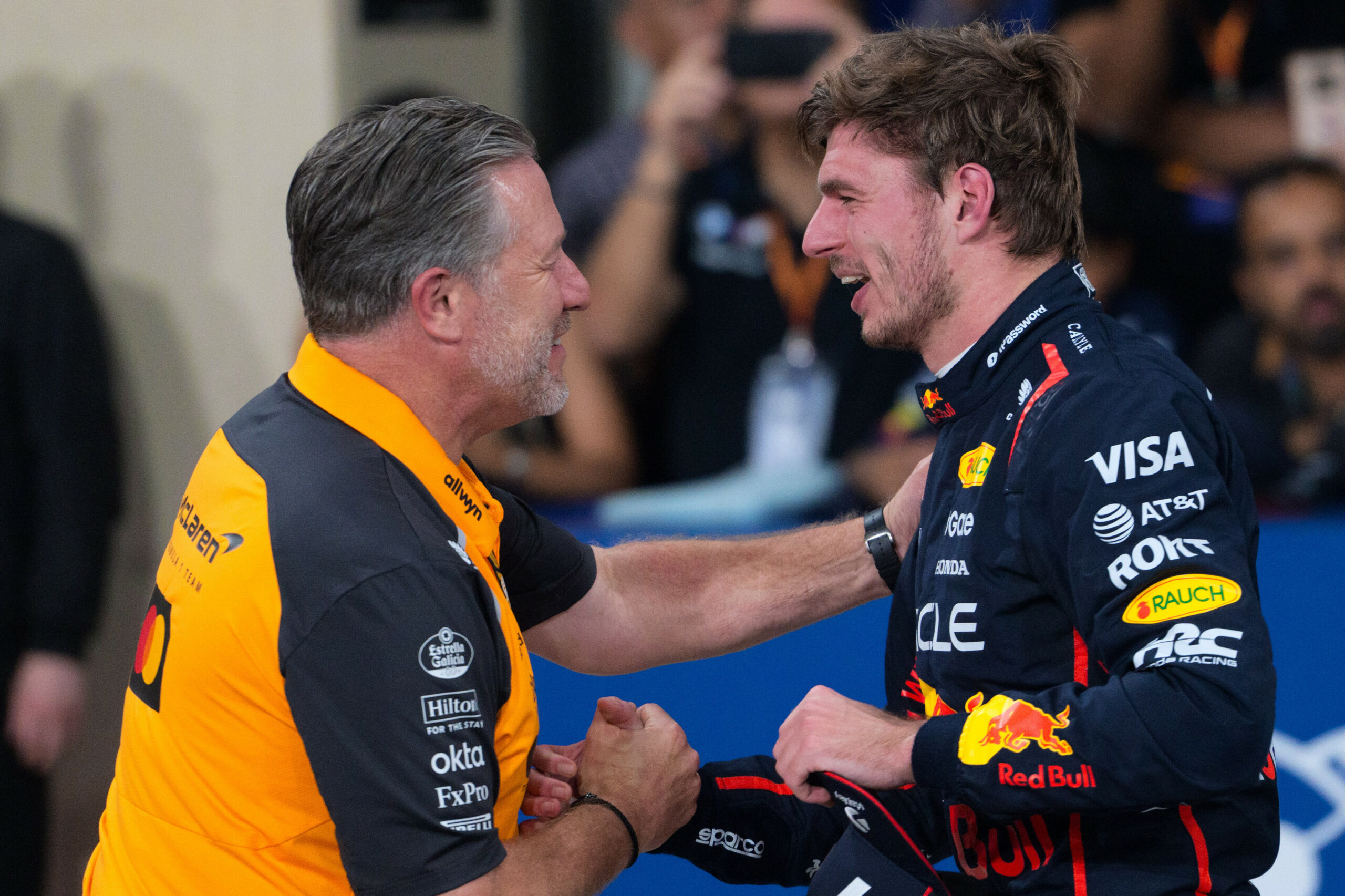 Zak Brawn i Max Verstappen w Abu Zabi