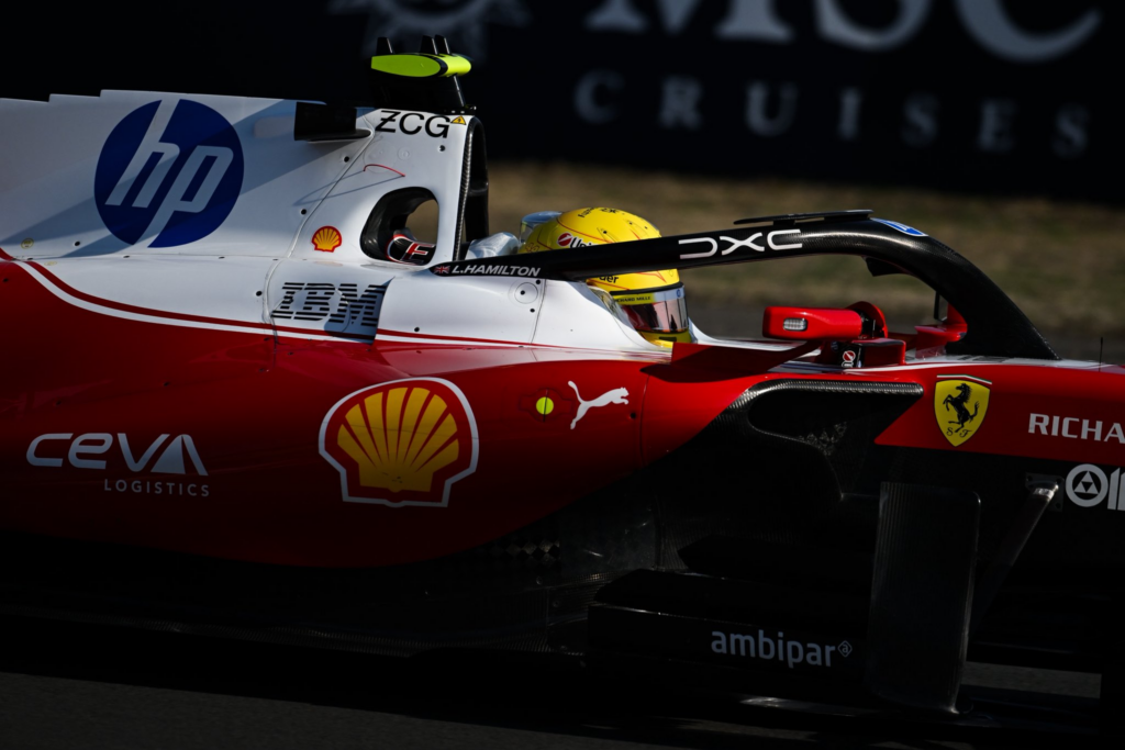 Lewis Hamilton w czasie kwalifikacji do Grand Prix Chin.
