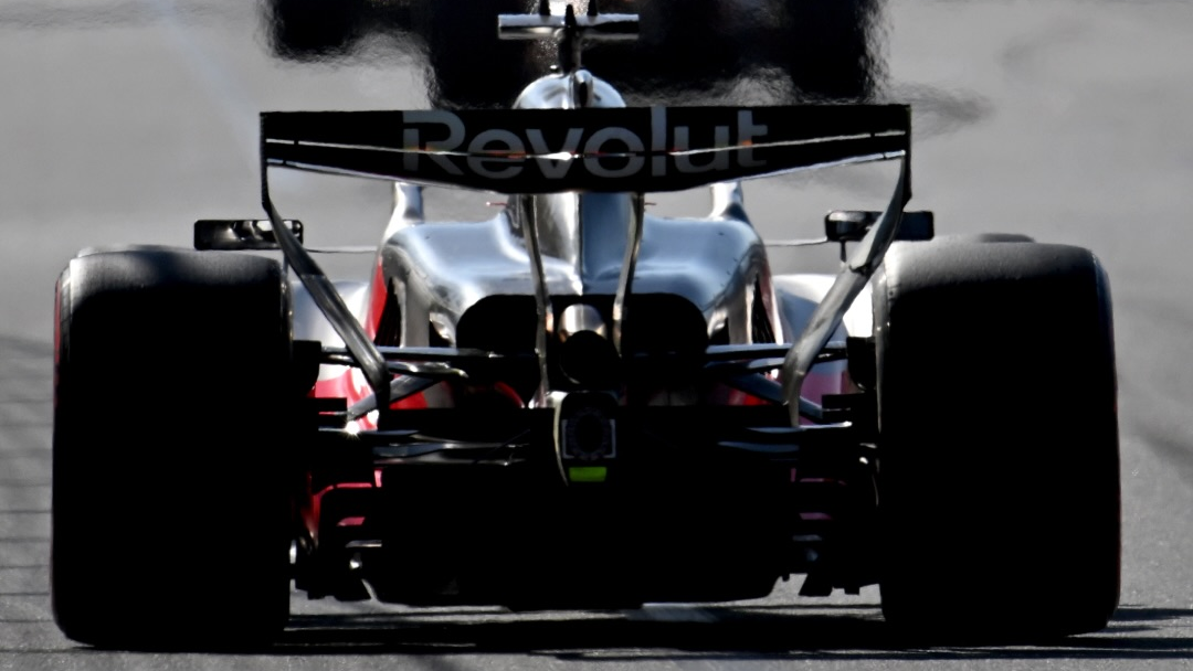 Tylne skrzydło zespołu Audi.
Grand Prix Australii