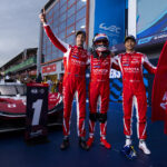 Załoga Toyoty #8 świętująca wygraną w 6 Hours of Imola