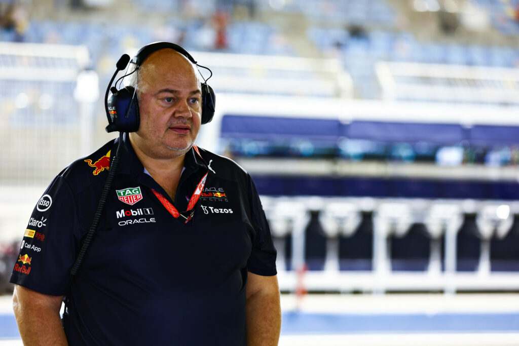  Rob Marshall w trakcie testów przedsezonowych w 2022 roku.
Źródło: Mark Thompson/ Red Bull Content Pool