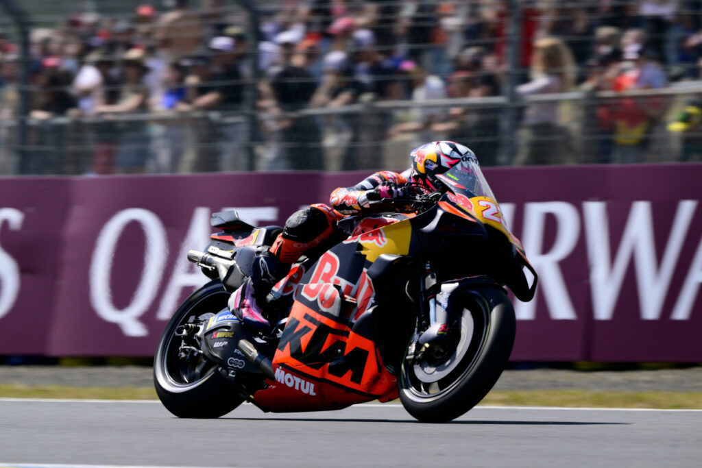 Enea Bastianini pokazuje, że odpowiedni podział motocykli MotoGP pozwala walczyć nawet w zespole satelickim