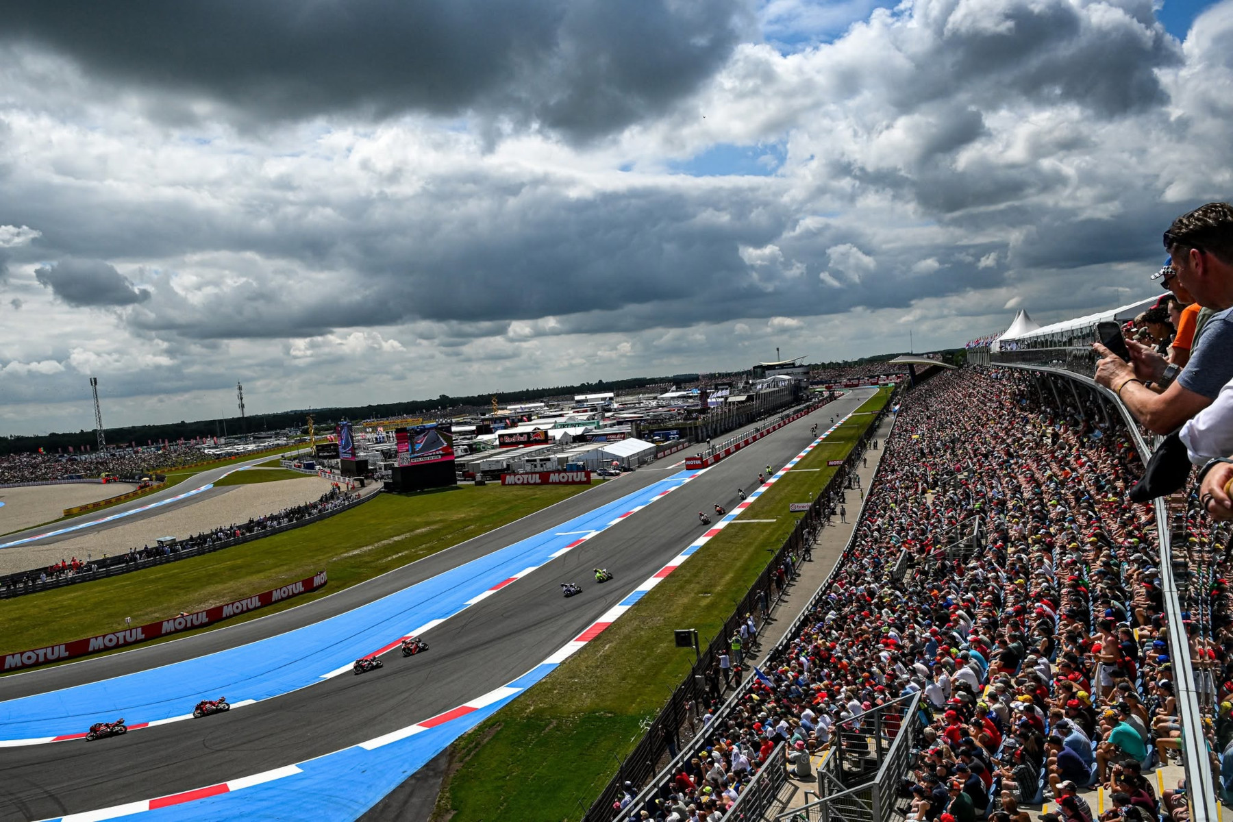 Widok na arenę zmagań o Grand Prix Holandii MotoGP