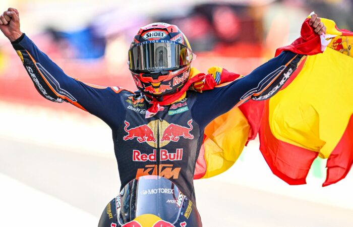 Zwycięzca wyścigu Moto3 Brian Uriarte