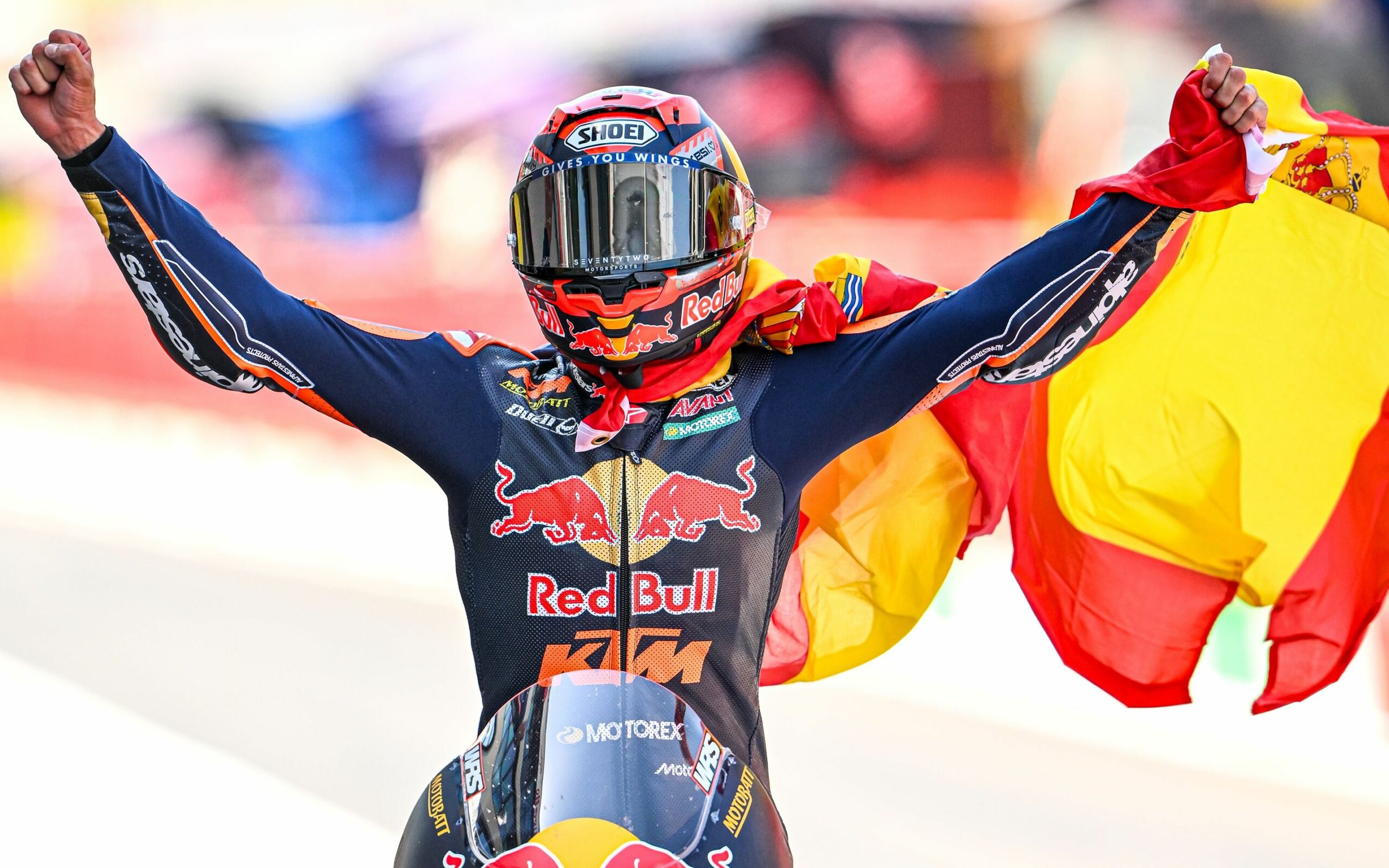 Zwycięzca wyścigu Moto3 Brian Uriarte