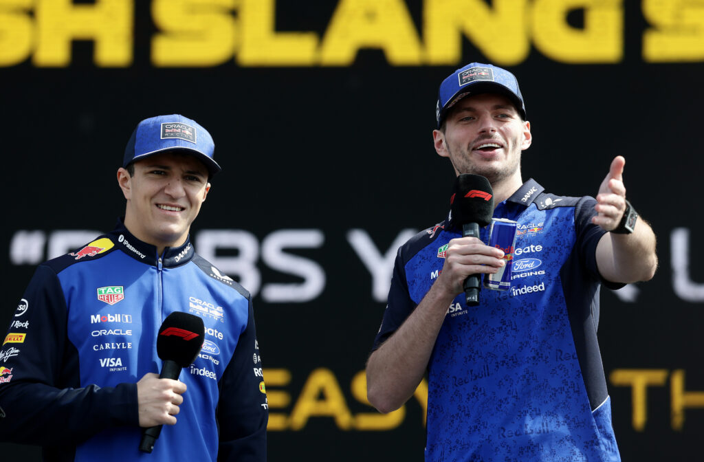 Isack Hadjar i Max Verstappen.