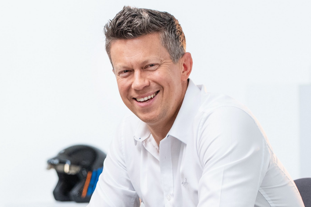 Marcin Budkowski.
