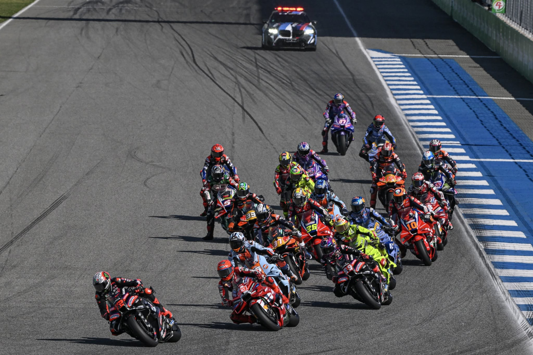 Stawka MotoGP na starcie wyścigu