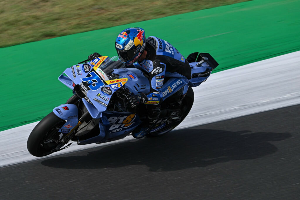 Álex Márquez na motocyklu zespołu Gresini