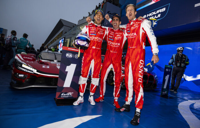 Załoga Toyoty #8 świetująca wygraną w 6 Hours of Fuji 2026